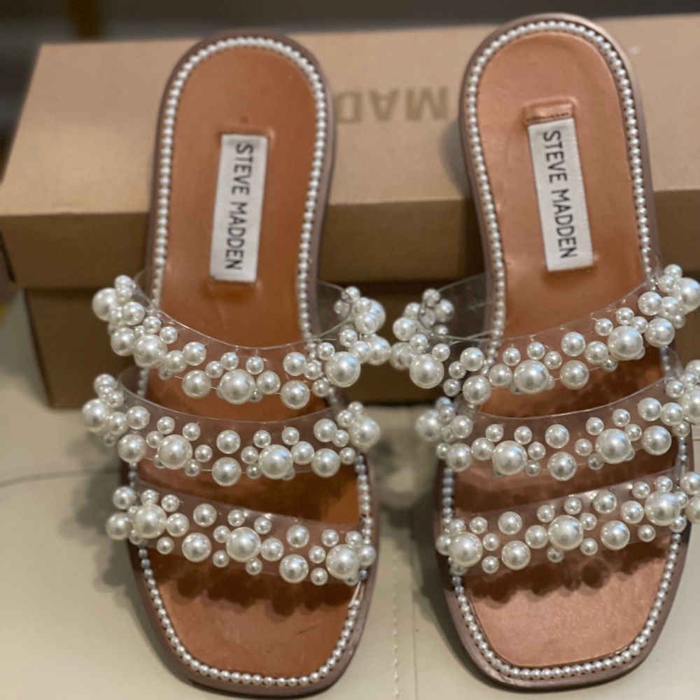 Steve Madden pearl sandals